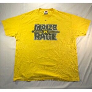 Vintage Michigan University 2000s NCAA Nike Team Basketball Tee Size 2XL RARE